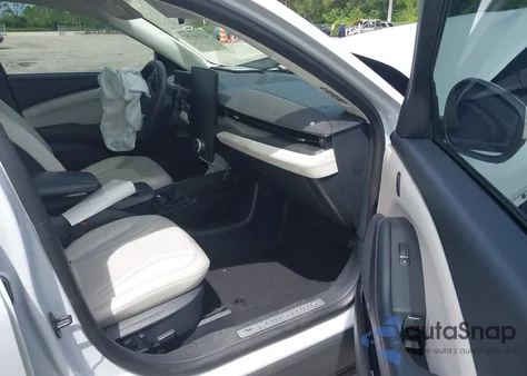 2021 Ford Mustang Mach-E Premium z USA, uszkodzony, nr VIN 3FMTK3RM2MMA25169